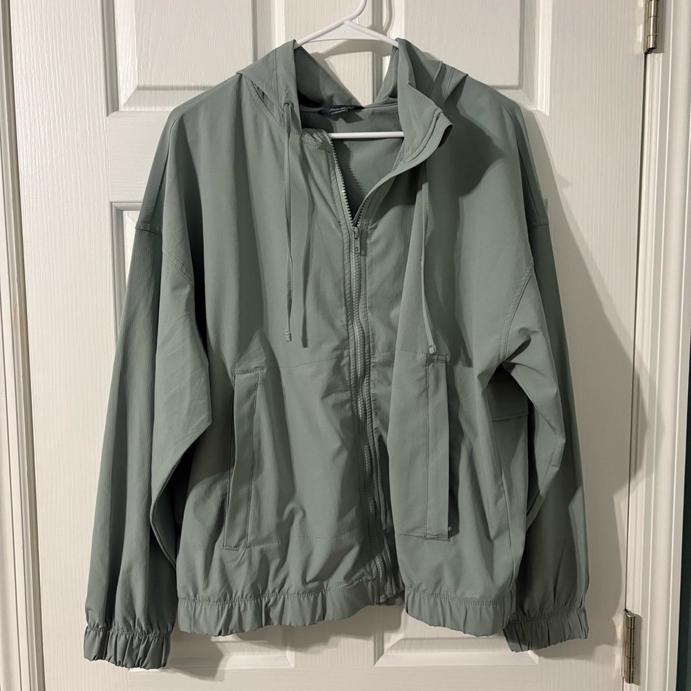 Eddie Bauer Sage Green Light Windbreaker Jacket with Hood XL
